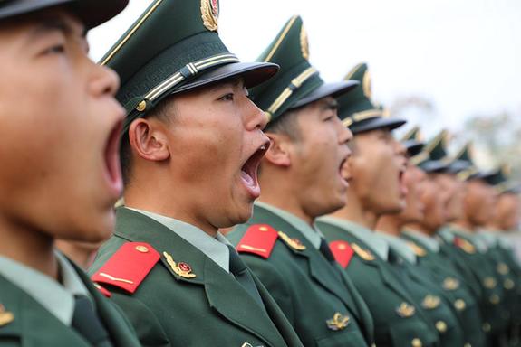 常德消防迎今年首批新兵 第一句话现最美表情